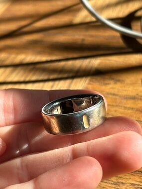 Oura Ring Gold Gen 4 Size 9